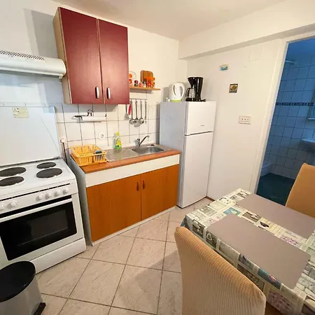In 42266 Apartment *