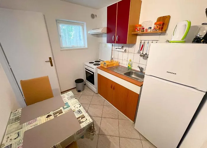 Appartement In 42266 Jadranovo